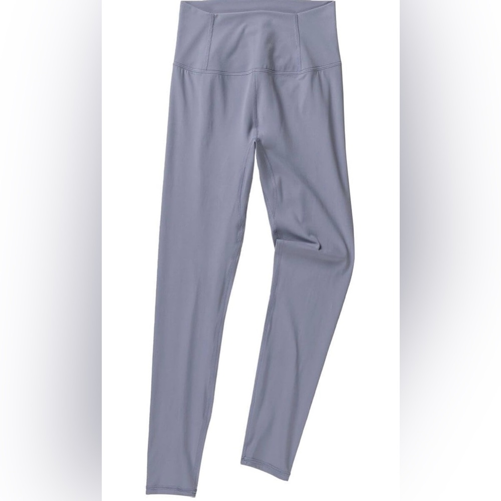 ✨ NWT FP Movement Never Better Leggings - Platinum (Light Purple) - Size L ✨